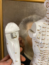 Charger l&#39;image dans la galerie, Mannequin d’acupuncture
