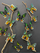 Charger l'image dans la galerie, Cadre envolées de papillons
