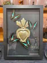 Charger l'image dans la galerie, Cadre « sacré coeur aux papillons »
