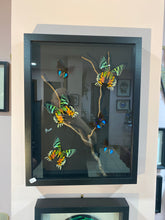 Charger l'image dans la galerie, Cadre envolées de papillons
