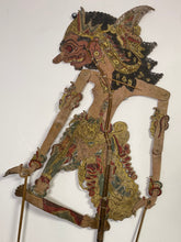 Charger l&#39;image dans la galerie, Marionettes wayang Balinaise anciennes
