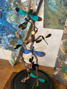 Cloche libellules et bois tortueux